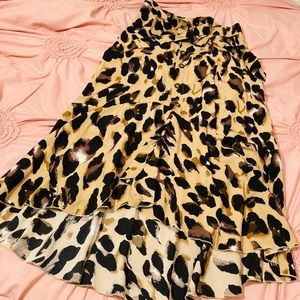 Leopard skirt